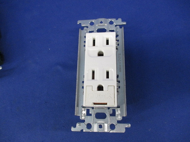 埋込アースターミナル付接地ダブルコンセント(5個入) WTF113238W