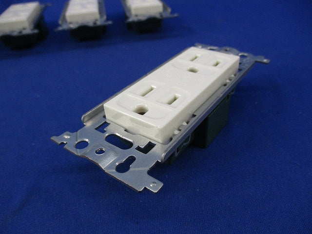 埋込接地ダブルコンセント(5個入) WN1512K