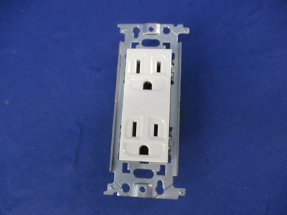 埋込接地ダブルコンセント(5個入) WN1512K