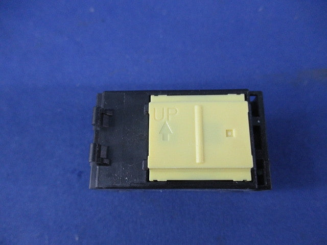 埋込スイッチC(8個入) WT5002