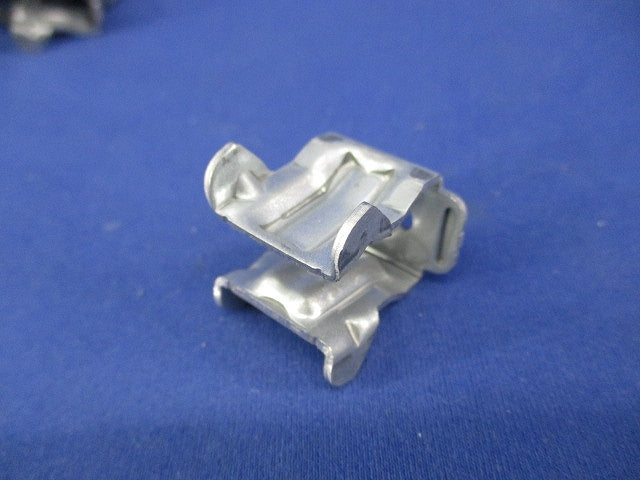 ボルト吊り金具(23個入) SDE-3