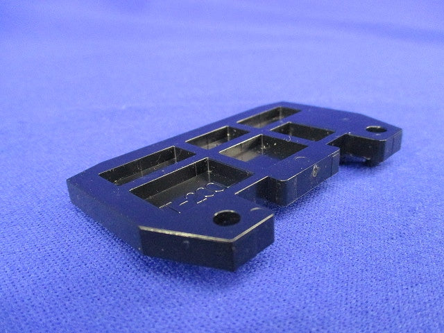 PTシリーズ用側板(レール取付型)9個入(汚れ有) PT-200L