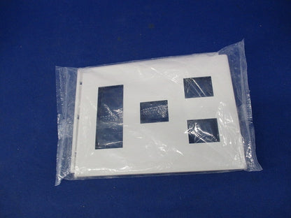 コンセントプレート3連6コ用(4枚入)(ホワイト) WTF8076