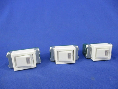 埋込ひかるスイッチB(3個入) WN5341K