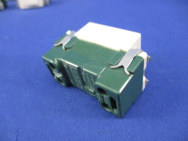 フルカラー埋込スイッチC(3路)(8個入) WN5002