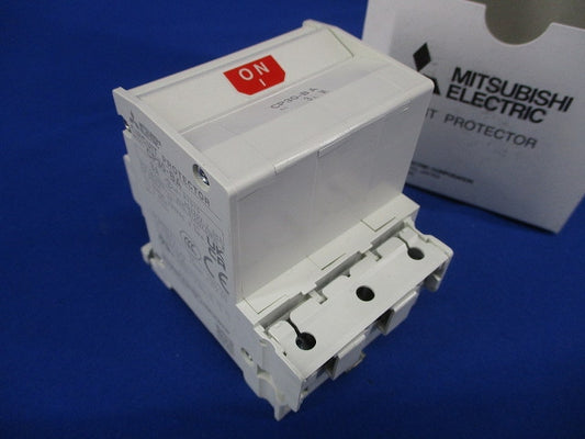 サーキットプロテクタ3P3A CP30-BA