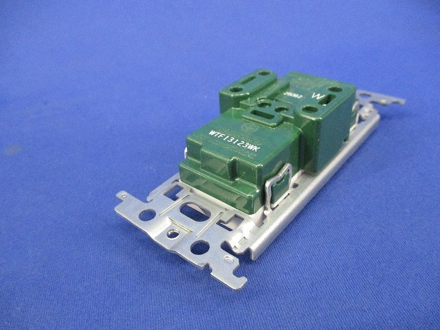 埋込接地ダブルコンセント(5個入) WTF13123WK