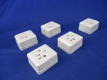 接地角型コンセントセット(混在5個入) WK3811他