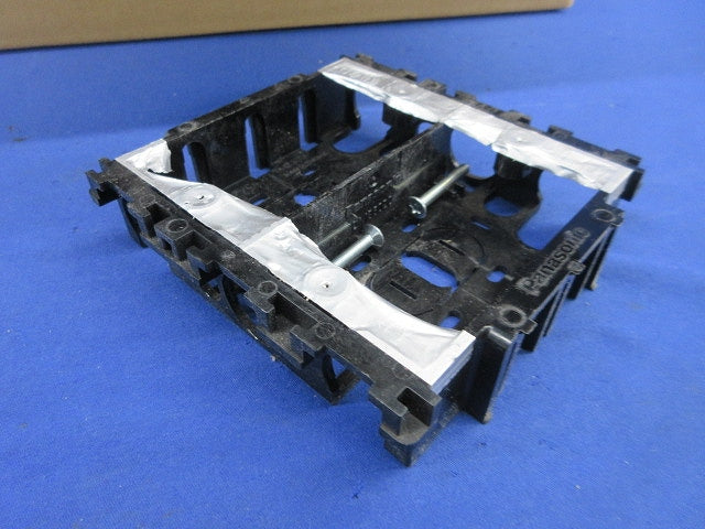 住宅用スイッチボックス浅型2コ用(15個入)(キズ汚れ有) DM82202