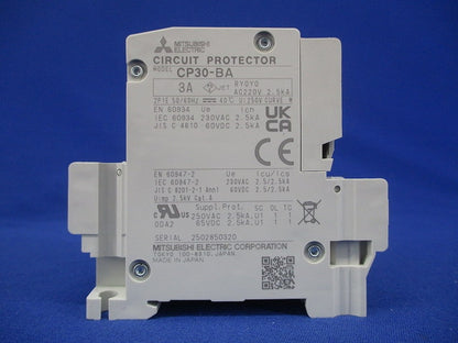 サーキットプロテクタ 2P2E3A CP30-BA2P1E3A