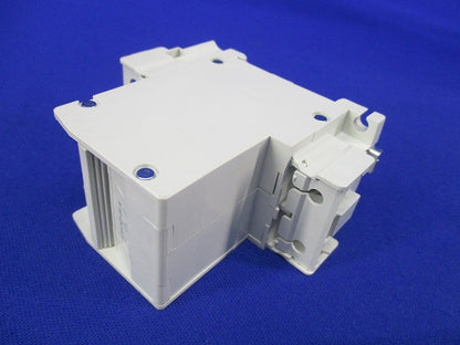 サーキットプロテクタ2P3A CP30-BA