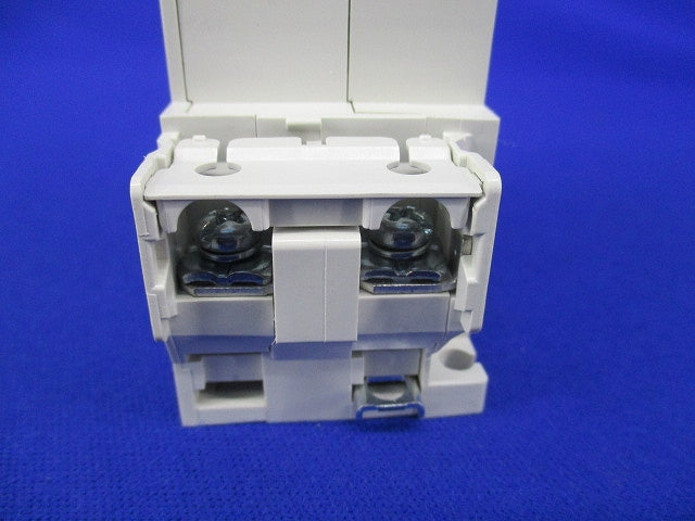 サーキットプロテクタ2P3A CP30-BA