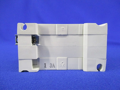 サーキットプロテクタ2P3A CP30-BA