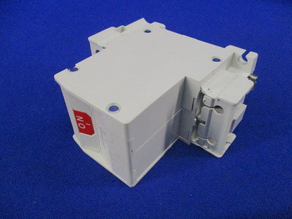 サーキットプロテクタ2P1A CP30-BA