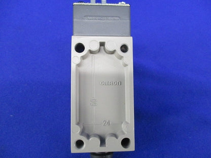 小形リミットスイッチ5A250VAC HL-5030