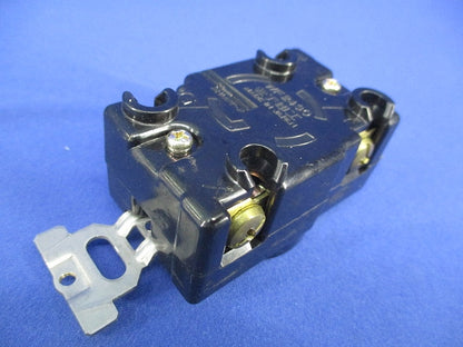 接地3P30A引掛埋込コンセント(3個入)National WF2430