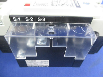 ヒューズフリー遮断器2P75A SXK125-C