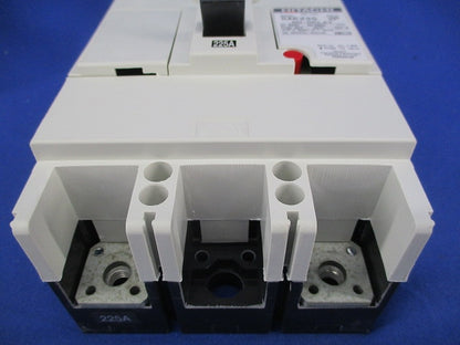 ヒューズフリー遮断器2P225A SXK225