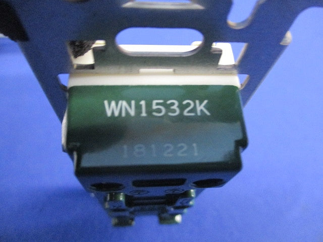 埋込アースターミナル付ダブルコンセント(10個入) WN1532K