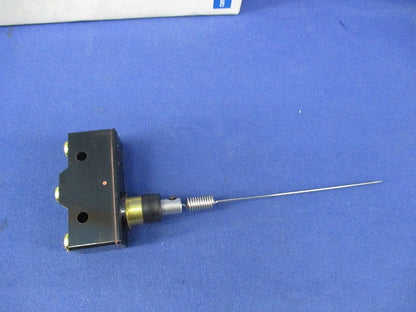 一般用基本スイッチ マイクロスイッチ(5個入) Z-15HNJS55-B