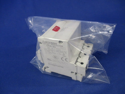 サーキットプロテクタ3P2A(ビス1個無) CP30-BA