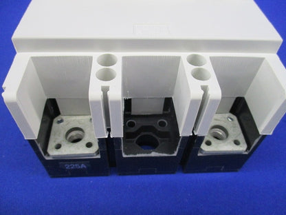 ヒューズフリー遮断器2P225A SXK225