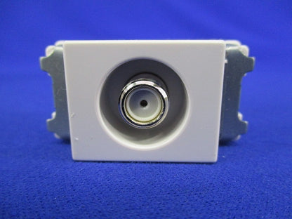 埋込ホーム用高シールドテレビコンセント(ホワイト) WCS4712W