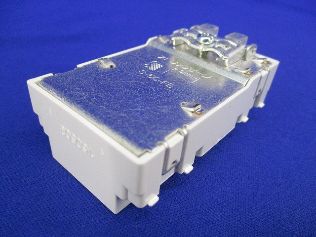 埋込ホーム用テレビコンセント WCS4771WK
