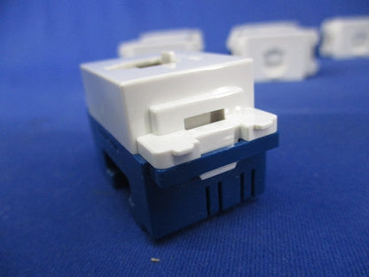 テレホンモジュラジャック6極4心(6個入)(ホワイト) WNT15649W