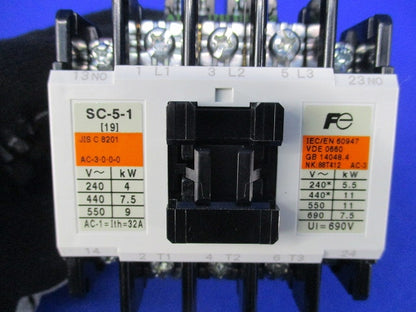 電磁接触器100V SC-5-1