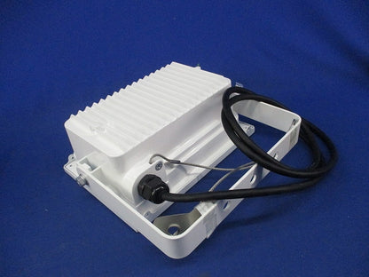 屋外用LED小形投光器 EL-S13000N/W