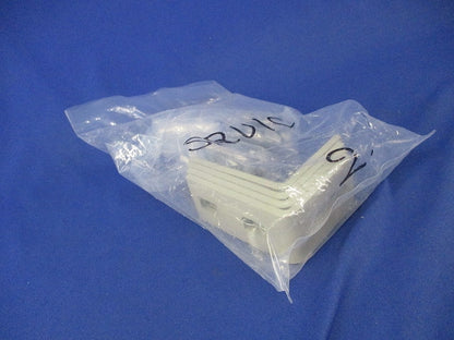 ラックカバー対応垂直支持金具(2対入) SRU1C