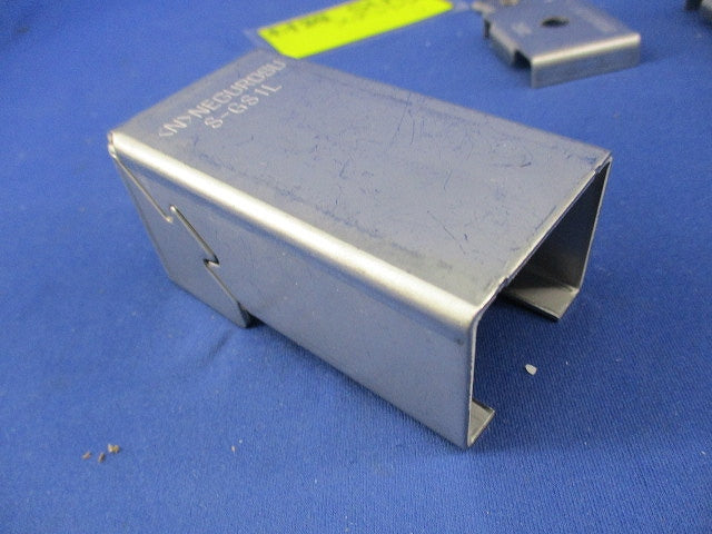 配管架台システム用コーナー金具(ステンレス製・D1仕様)(4個入) S-GS1L