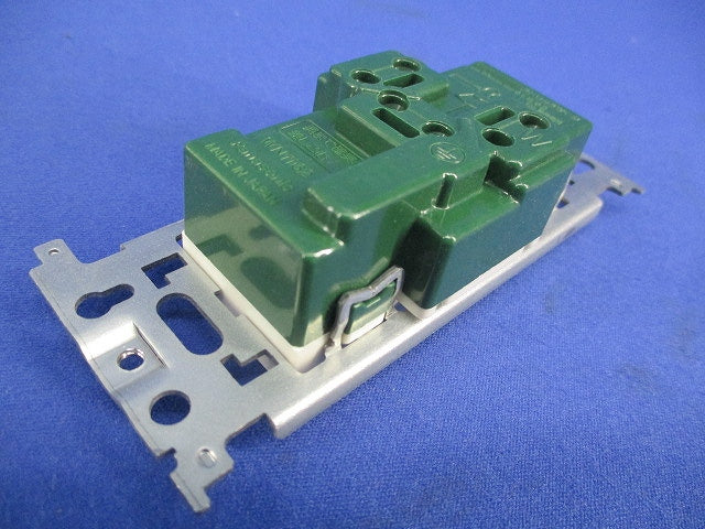 埋込抜け止め接地ダブルコンセント(6個入) WN1162