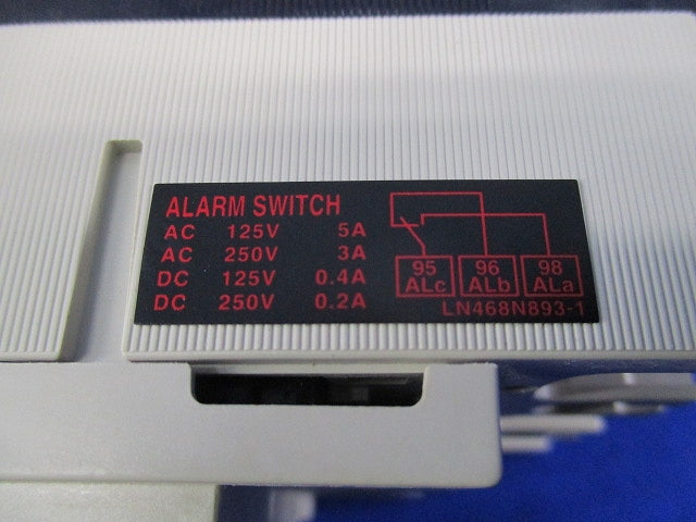 ノーヒューズブレーカ 3P50A NF63-SV