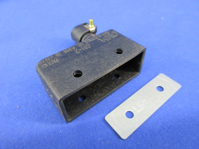 マイクロスイッチ用絶縁カバー(8個入) OM-2