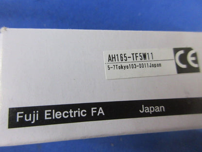 φ16 押しボタンスイッチ(3個入) AH165-TF5W11