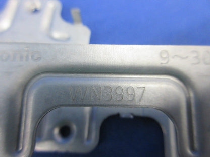 石膏ボード用取付押え金具(2連用)(14枚入) WL3997