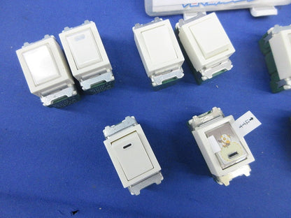 埋込スイッチセット(混在13個入) WN50522他