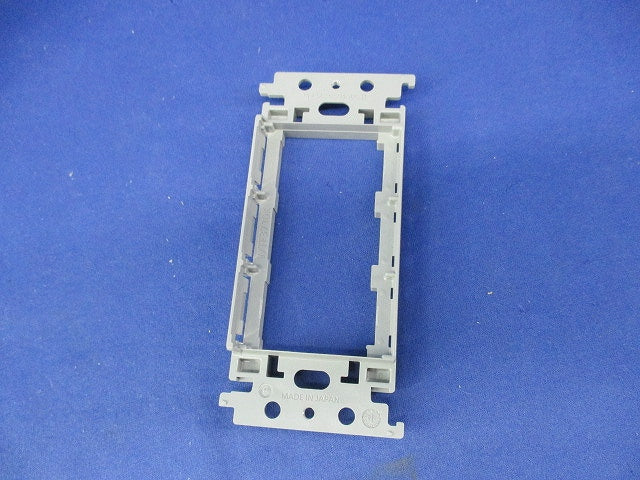 埋込絶縁コンセント取付枠(10個入) WTF3710K