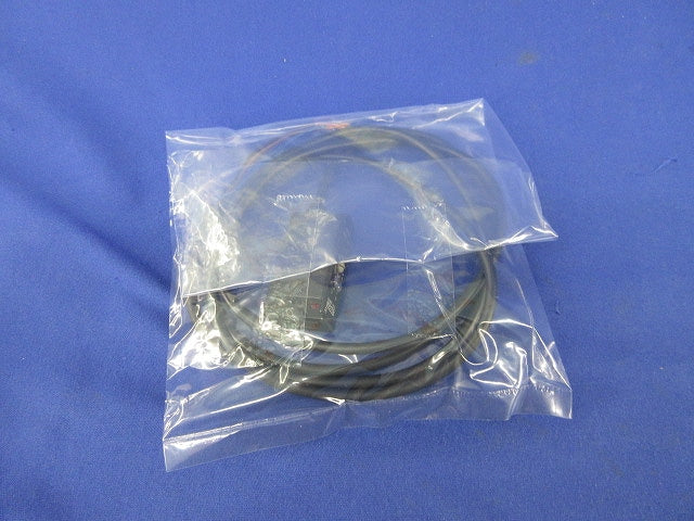 アンプ内蔵光電センサ E3S-AR11