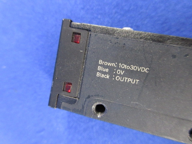 アンプ内蔵光電センサ E3S-AR11