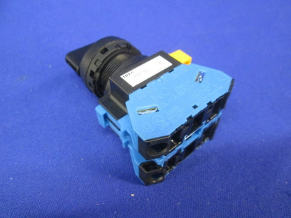 φ22セレクタスイッチ(リターン+2ノッチ) HW-CB20+HW-U10