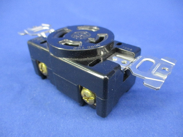 接地3P30A引掛埋込コンセント(2個入) WF2430