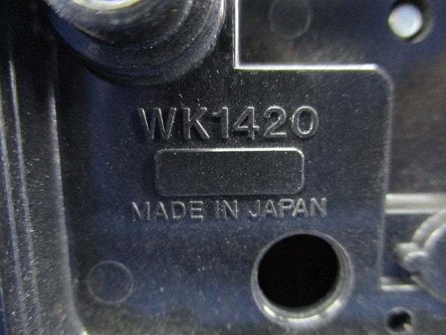 接地3P20A角型コンセント(2個入) WK1420