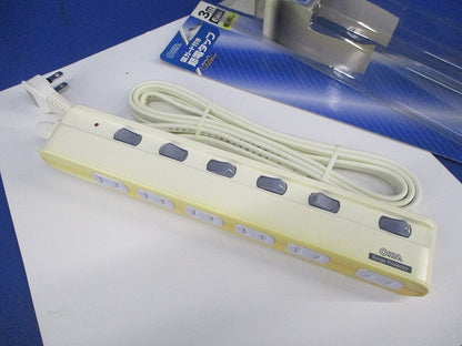 節電タップ 雷ガード・独立スイッチ付き(6個口・3m)変色有 HS-T1137W