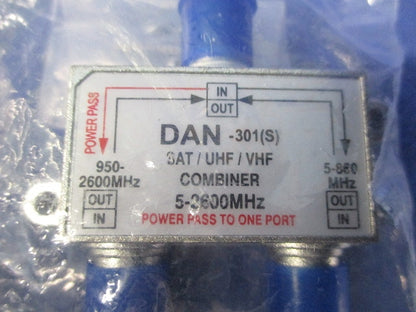 SAT/UHF/VHF COMBINER 混合器・分波器(2個入) DAN-301(S)