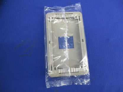 モダンプレート1コ用(8枚入)(利休色) WN6001