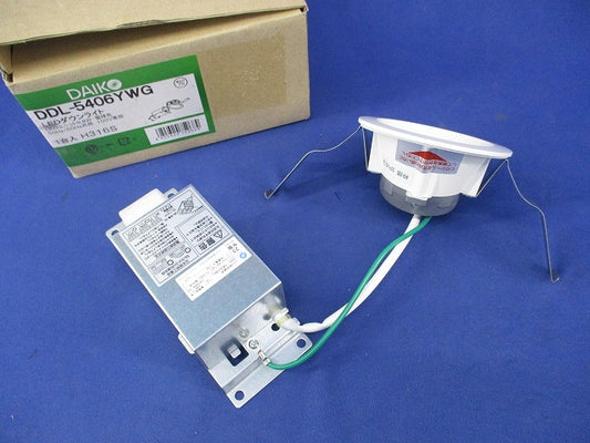 LEDダウンライトφ75(傾斜天井用・防雨形)電球色 DDL-5406YWG