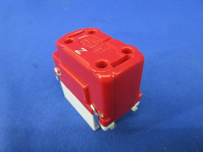 埋込接地シングルコンセント(8個入)(ピュアホワイト) JEC-BN-5GJ